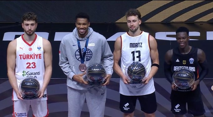 刚刚赢下三 刚刚赢下三